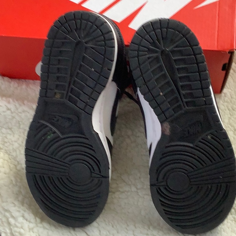 Nike Dunks low black and white Panda sneakers - Picture 3 of 8